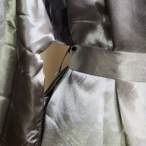 Robe N Hood Grey Silver Poly Namaste In Bed Motif Mid Sleeve Robe w/Belt Sz OSFM - Picture 12 of 16